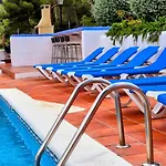 度假居 Sitges, Big House With Pool