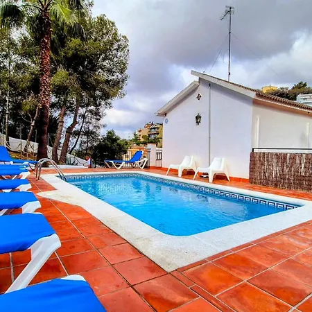 Holiday home Sitges, Big House With Pool