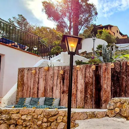 Dom wakacyjny Sitges, Big House With Pool *